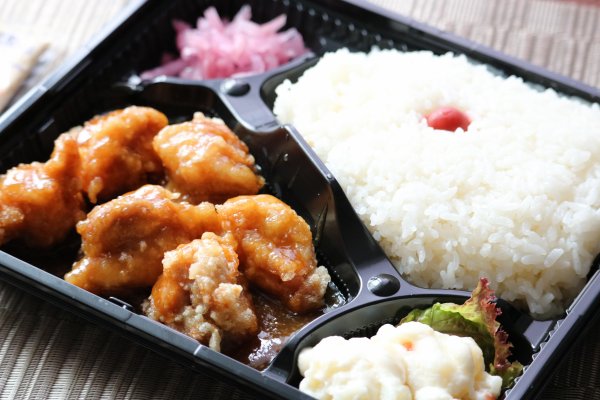 にんにく唐揚げランチ