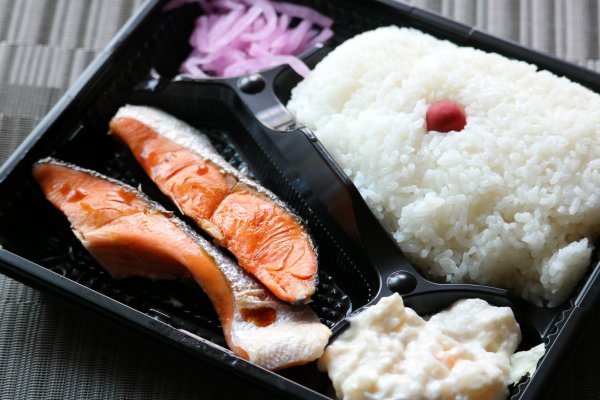 ダブル焼き鮭ランチ