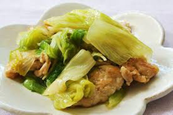 豚肉とレタスの醤油炒め