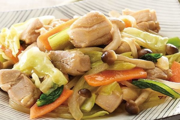 鶏野菜炒めランチ